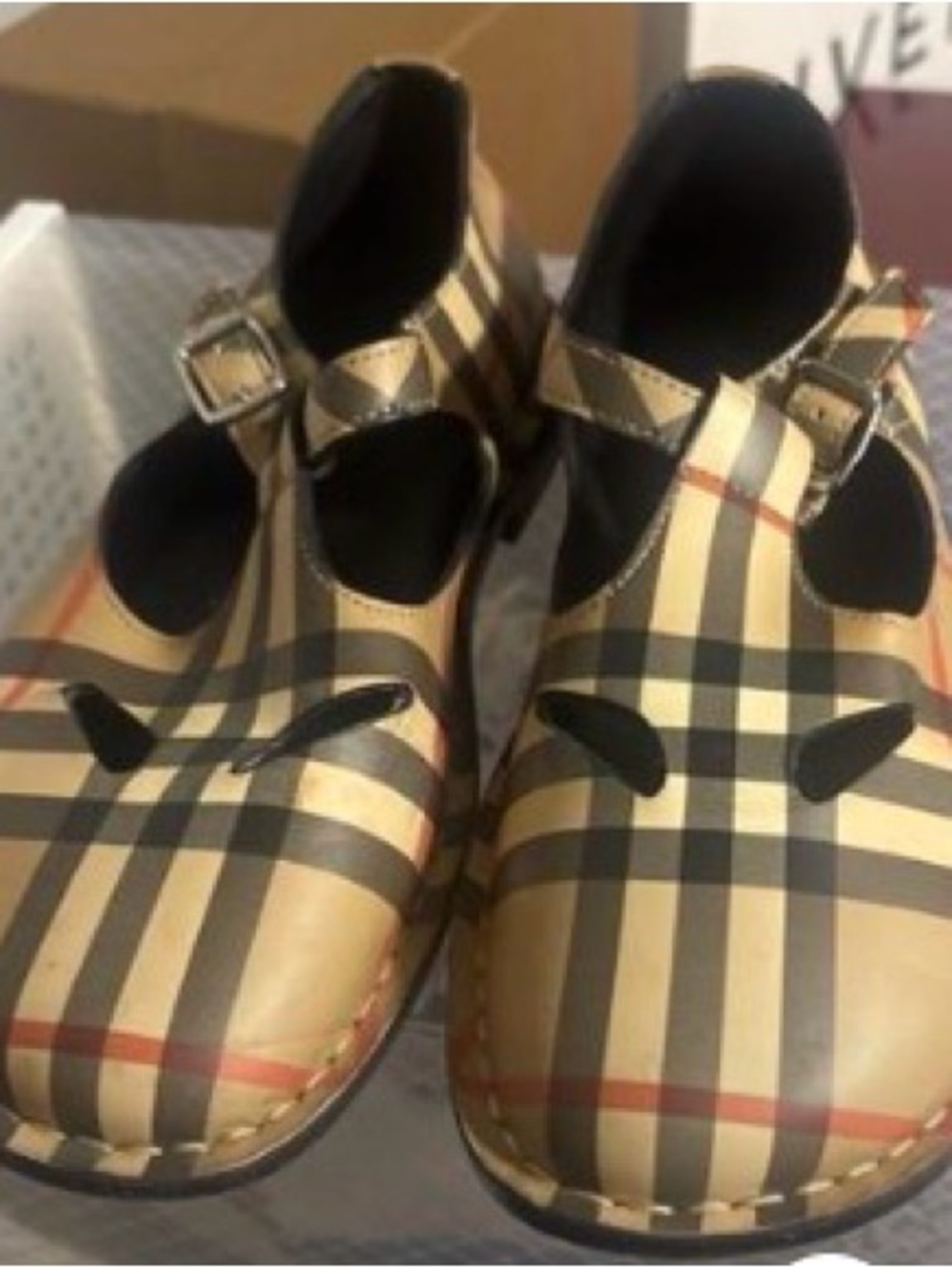 Burberry Girls Plaid Mary Jane Shoes - Tan/Black